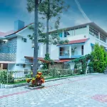 Ss Silver Oaks Resort