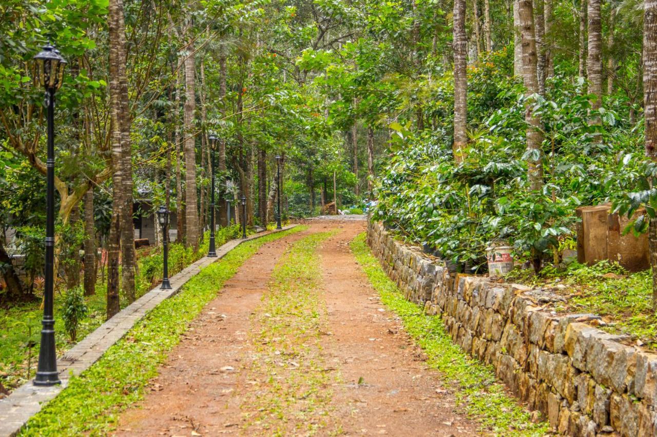 Hotel Mainland & By Kolaahalam Yercaud