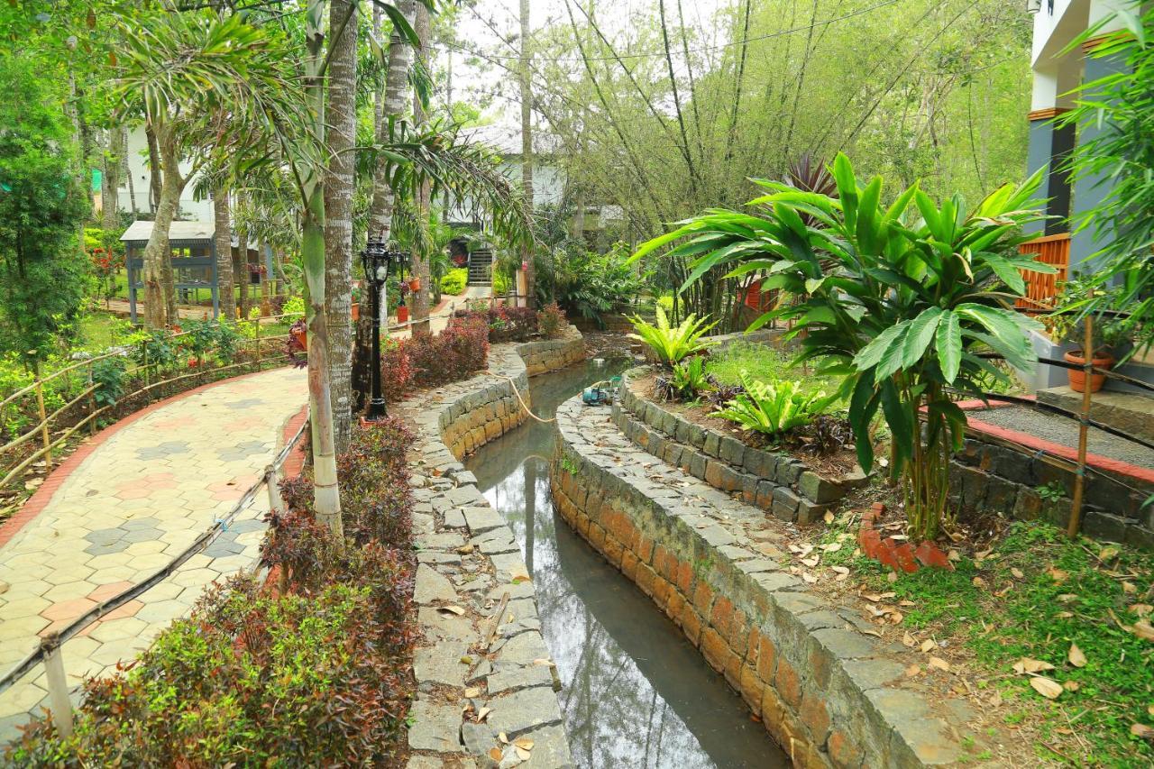 Hotel Mainland & By Kolaahalam Yercaud