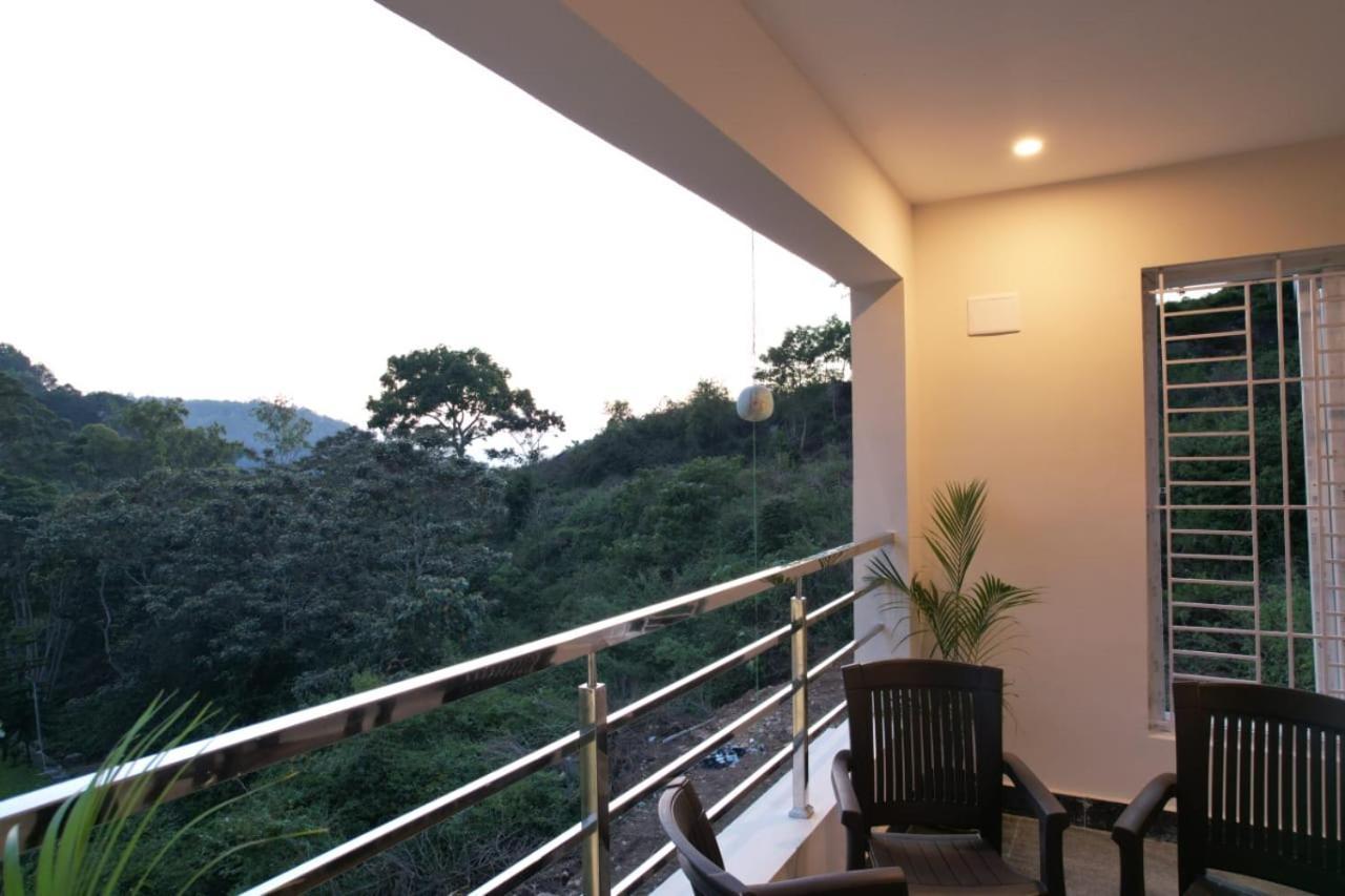 Unique Ajvi Resortz Inn Resort Yercaud