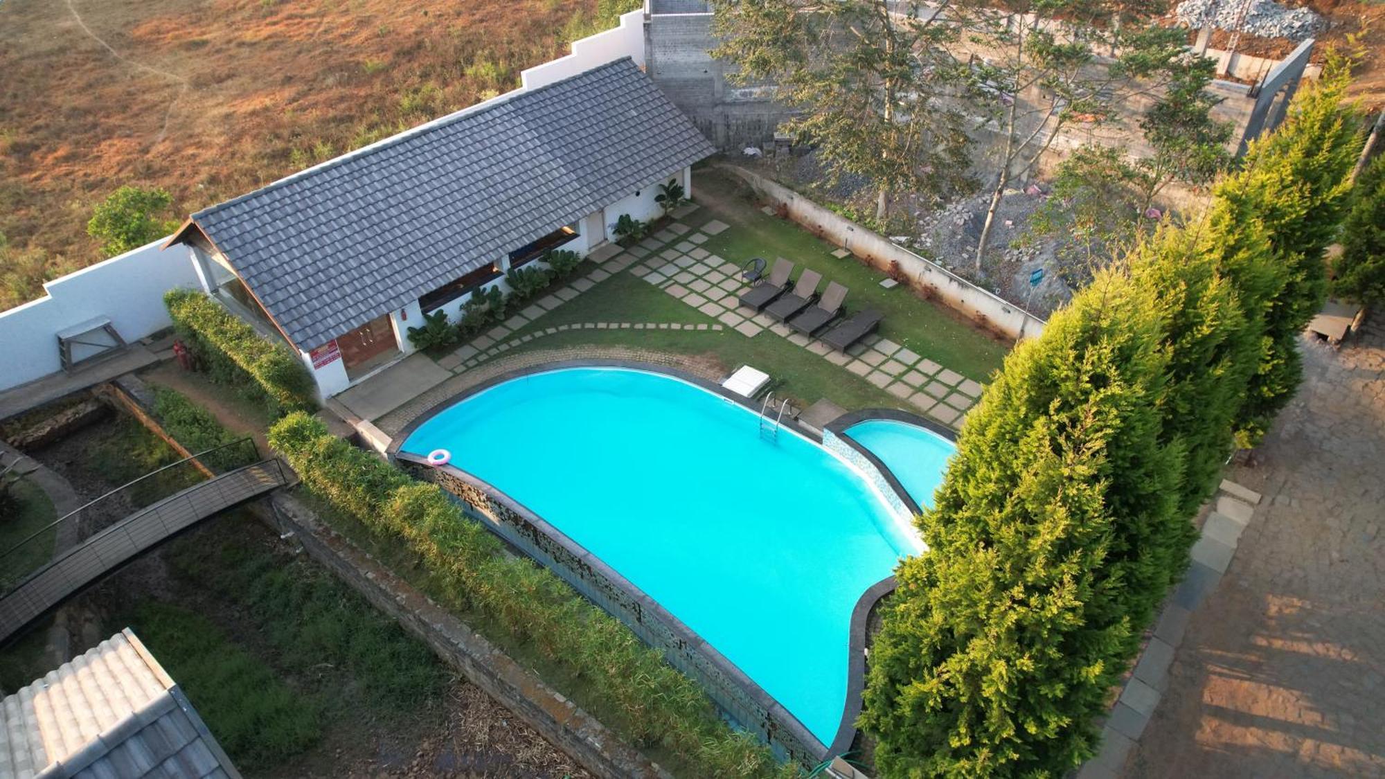 Queens -yellow Lake &spa -yercaud 4*