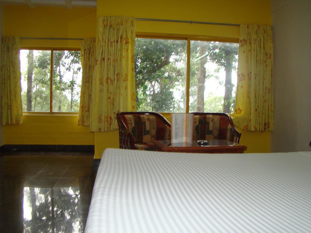 Shevaroys Resort 3*